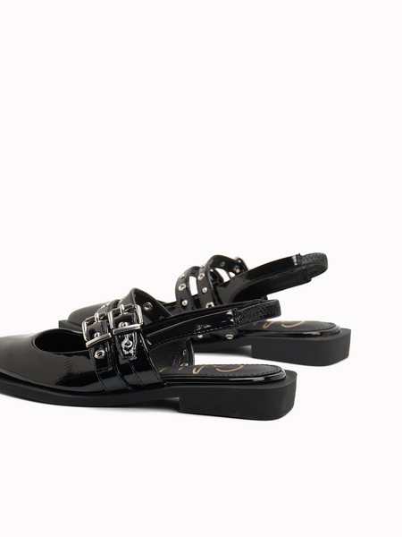 Leonor Flat Sandals